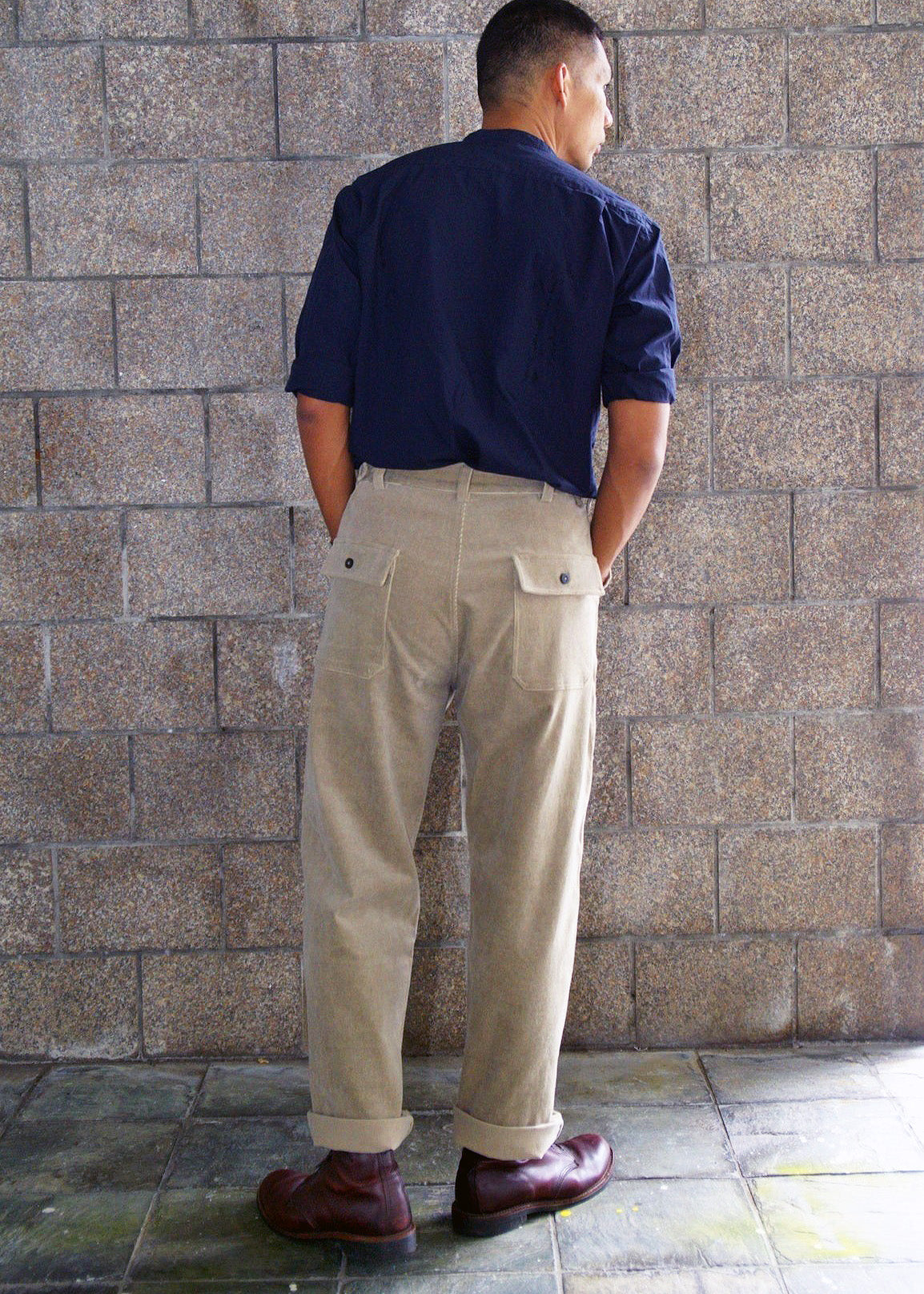Escobar Corduroy Pants - Khaki