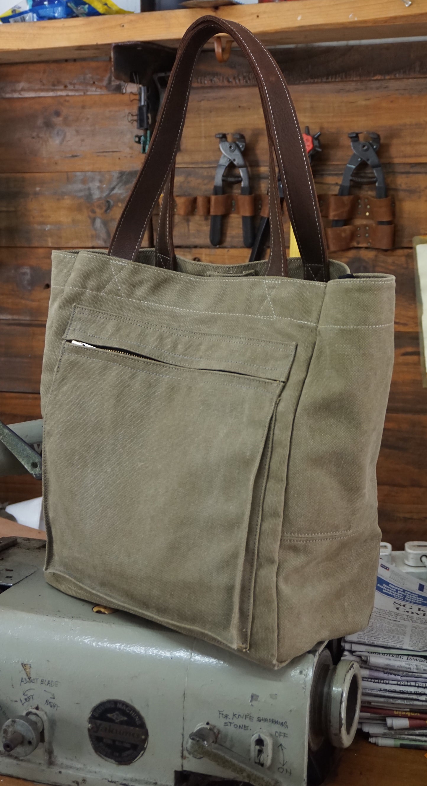 Type 1 Canvas Tote - Olive